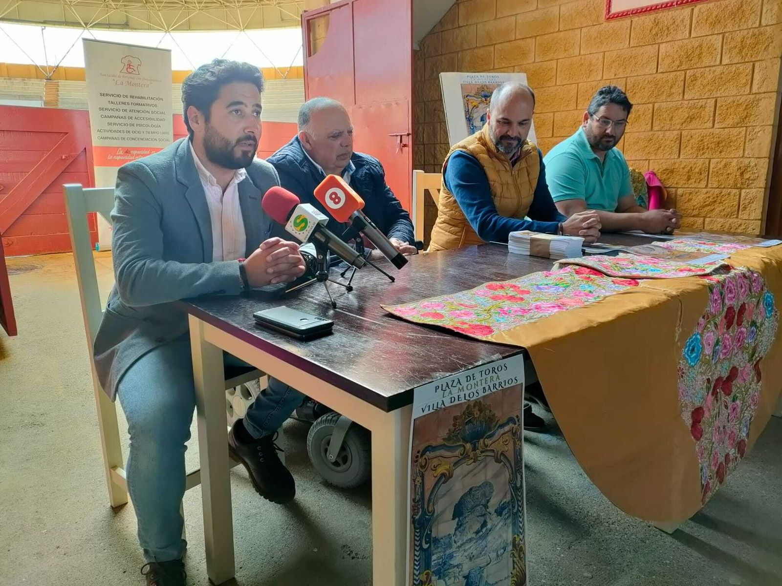 Presentación, este martes, del I Encierro-Festival Benéfico Villa de Los Barrios.