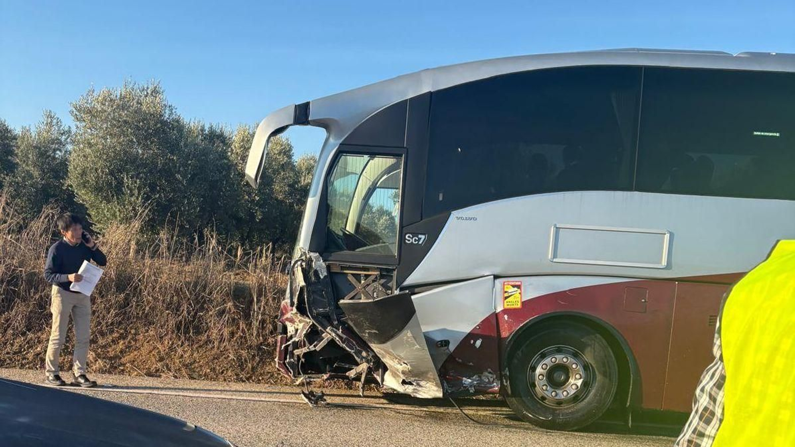 Estado en el que ha quedado el autobús.