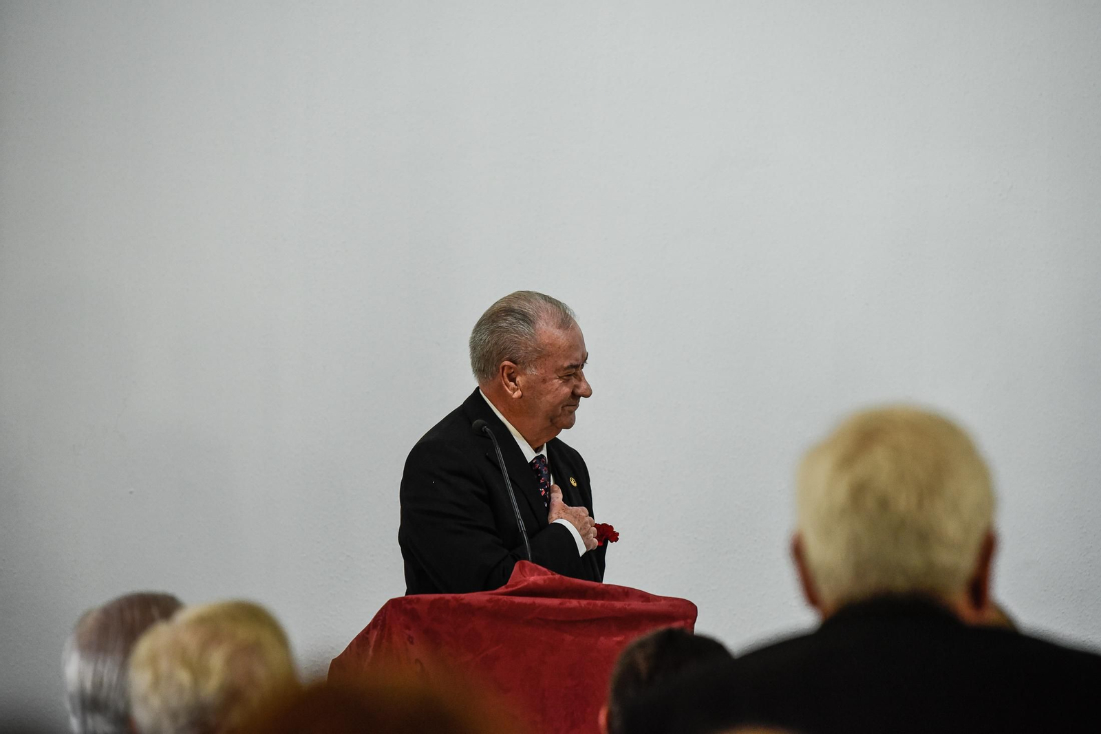 Imágenes del pregón de Toni de la Hermandad del Calvario