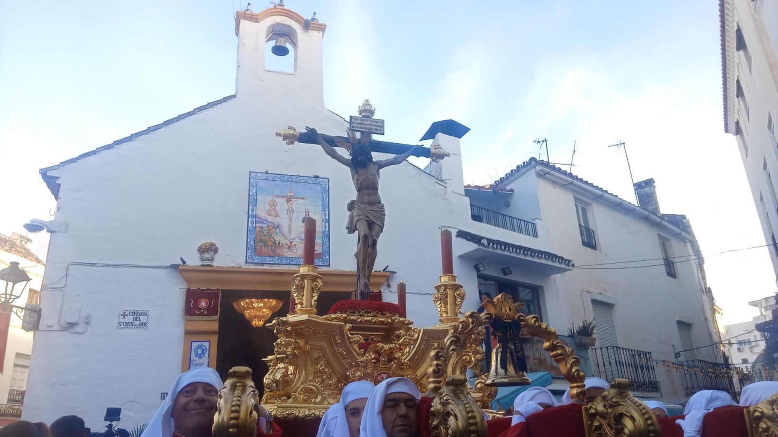 El trono del Santísimo Cristo del Amor.