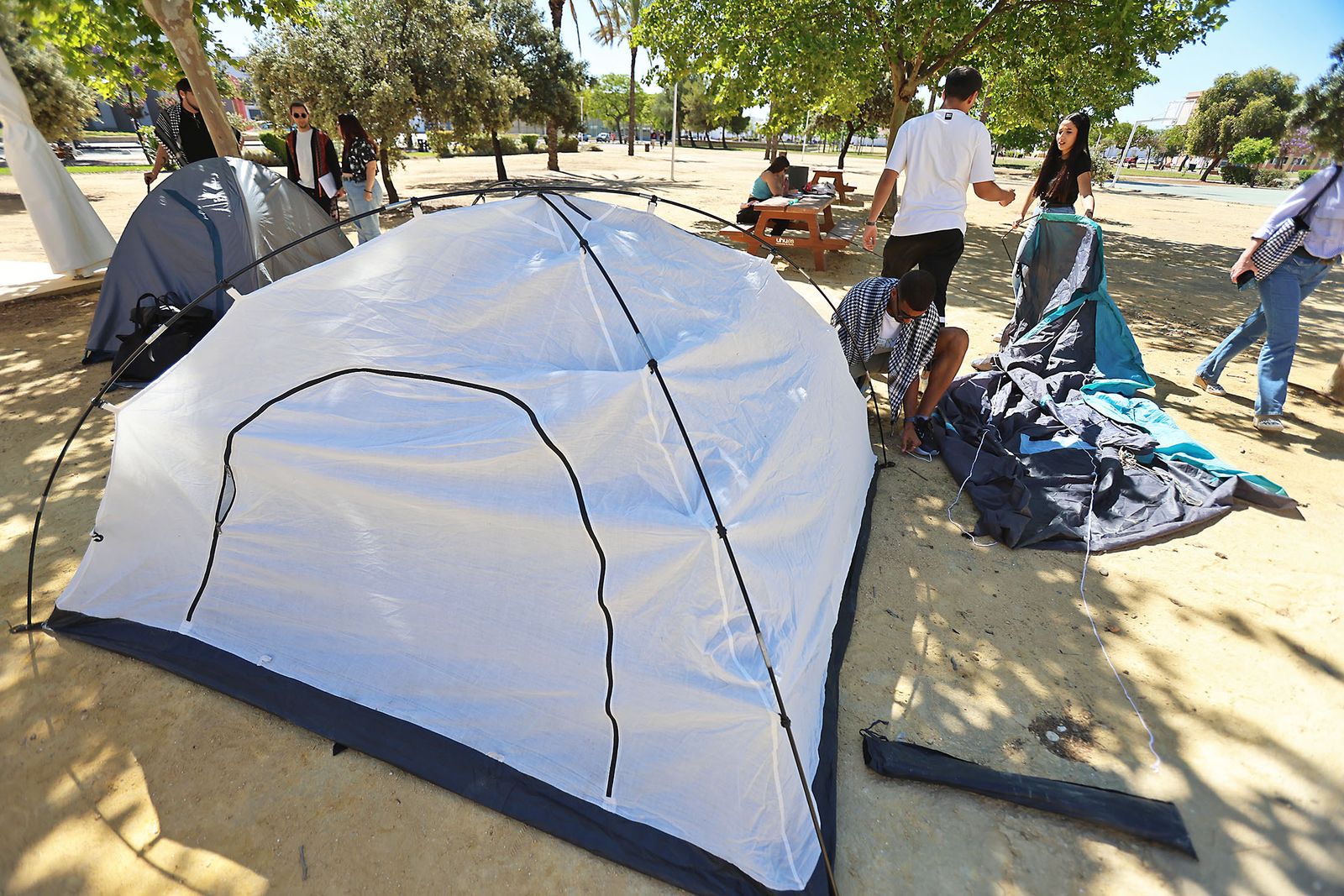 Imágenes de la campada por el pueblo palestino en el campus del Carmen