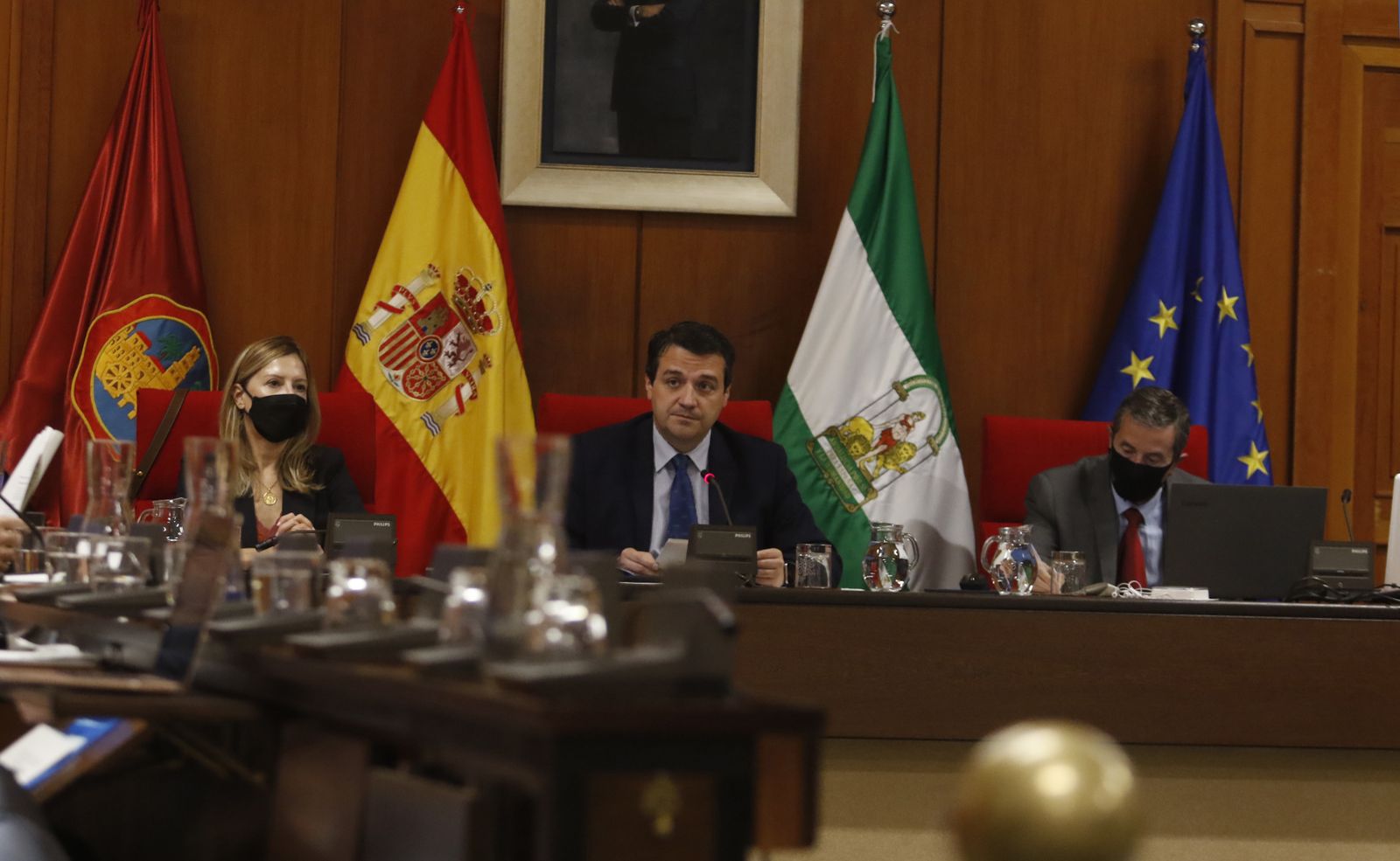 El alcalde de Córdoba, José María Bellido, en una sesión plenaria reciente.