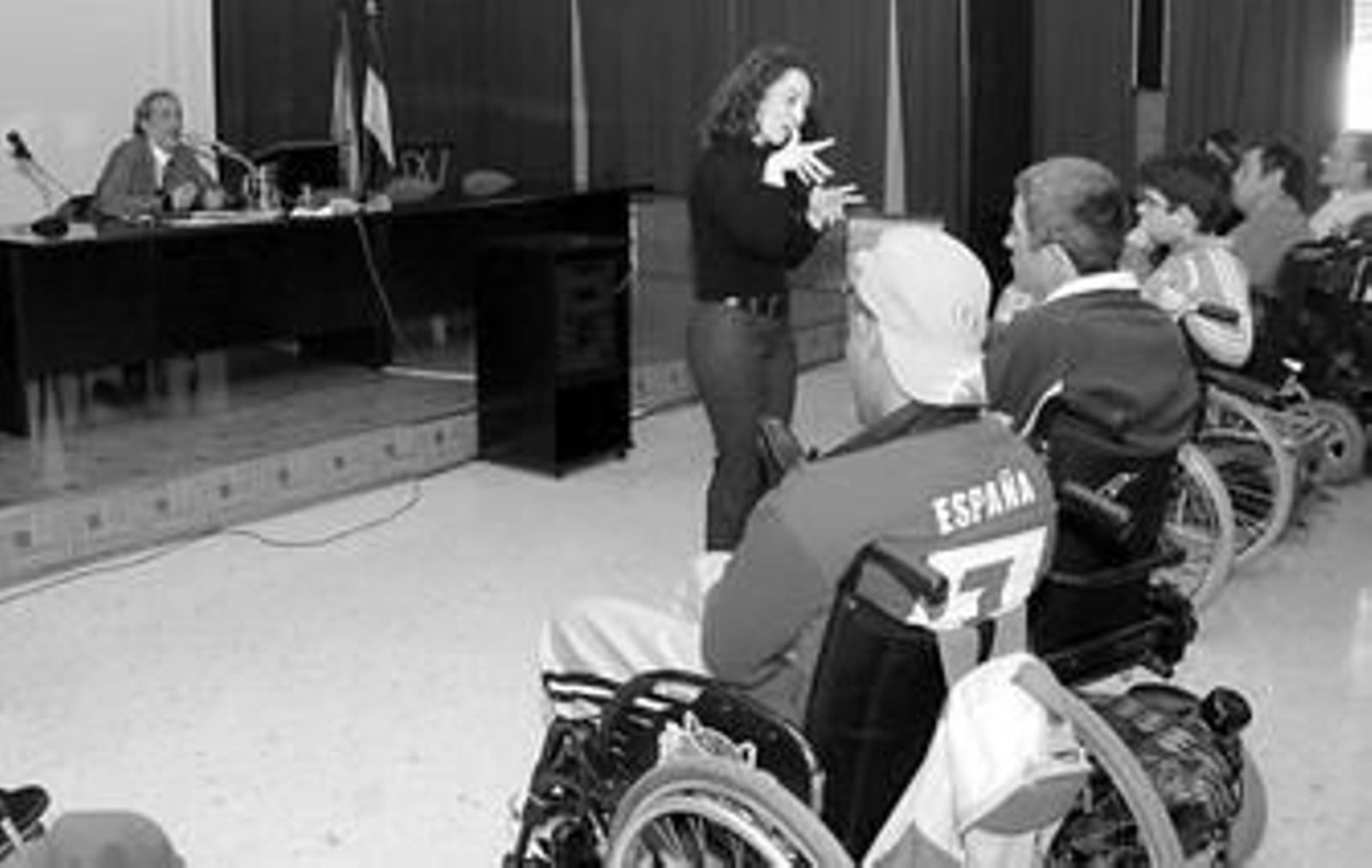 Chamizo, en un momento de su alocución en el salón de actos del CRMF.