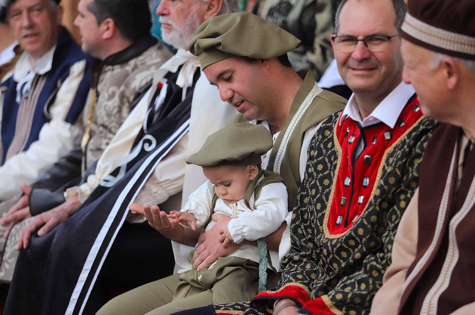 Imágenes del gran ambiente en la Feria Medieval de Palos de la Frontera, Huelva