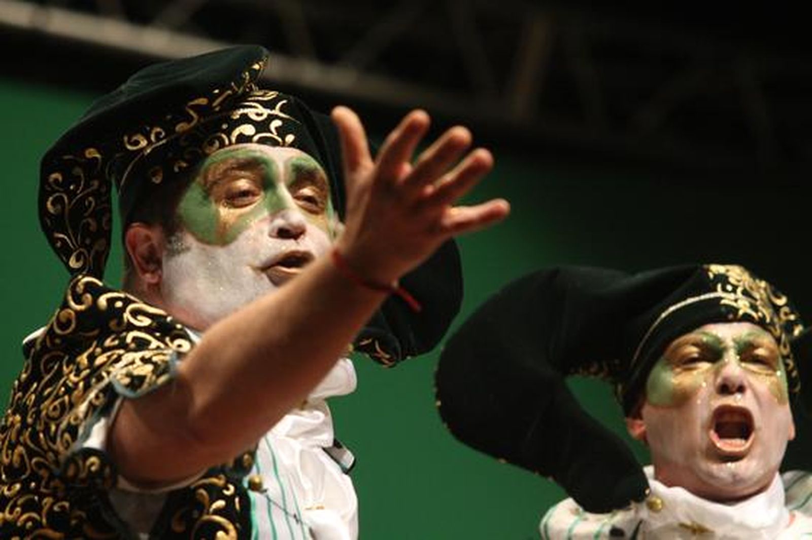 Comparsa de Algeciras 'Los bufones del zur'./Fotos:Paco Guerrero

Foto: Paco Guerrero