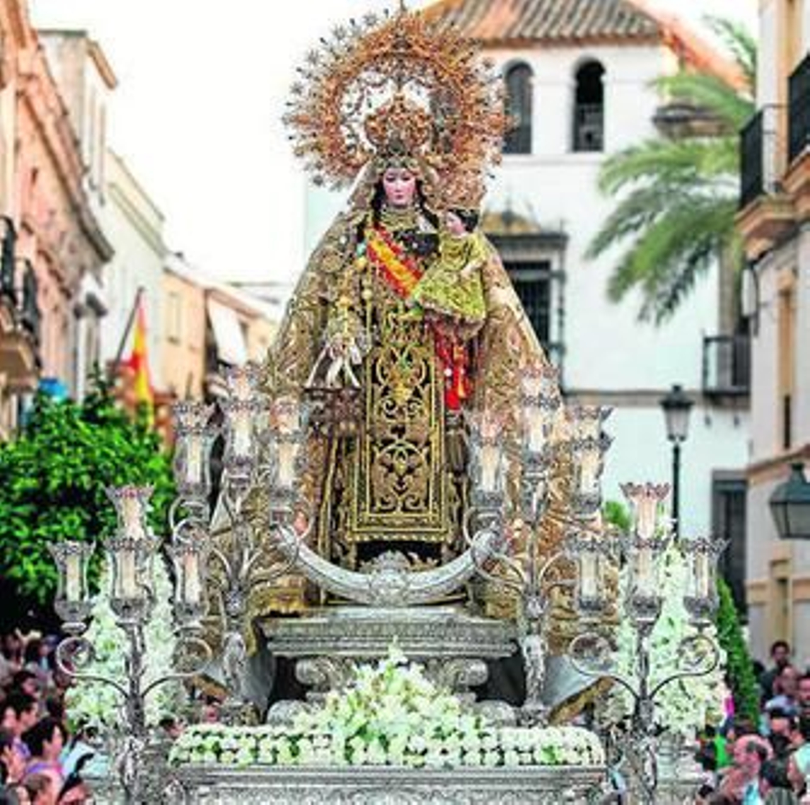 La Virgen del Carmen en el cartel que anuncia la procesión de 2014.