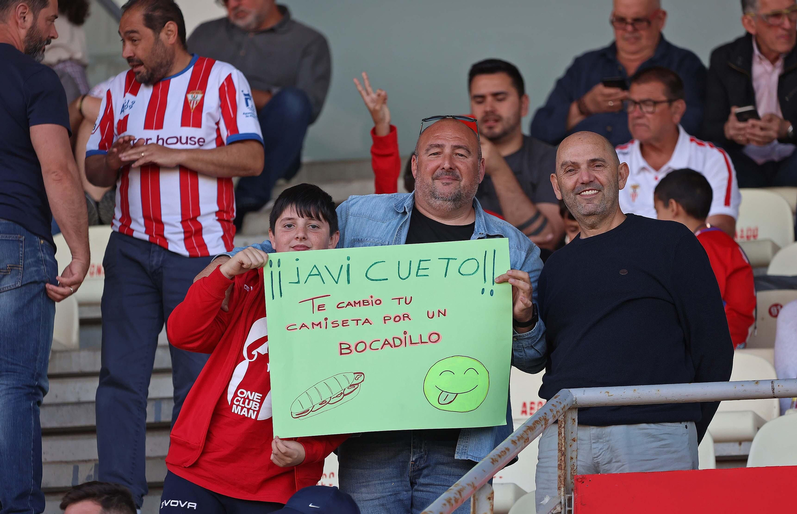 Búscate en el Nuevo Mirador durante el Algeciras - Castellón de Primera RFEF