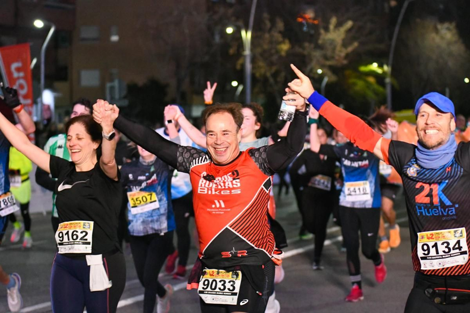 En imágenes: búscate en tu llegada a meta de la Carrera de San Antón 2025 (10)