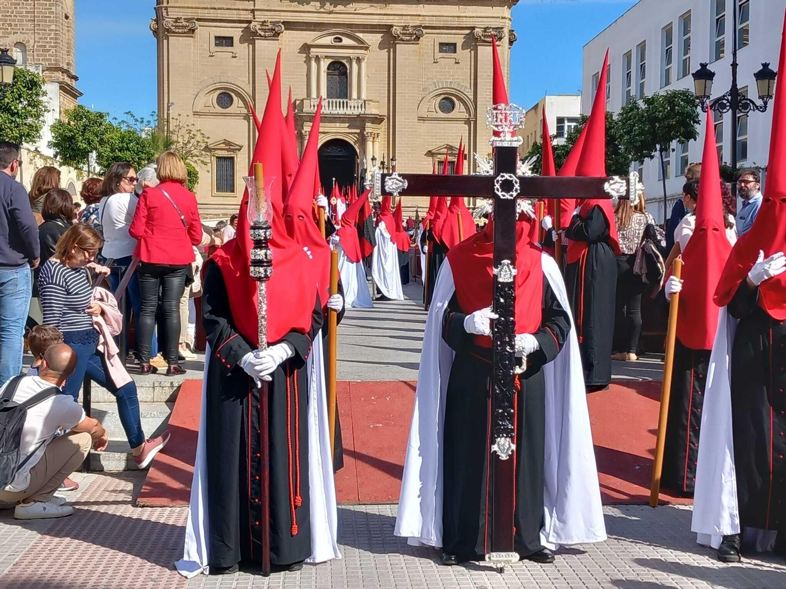 Las imágenes del Lunes Santo de Chiclana de la Semana Santa 2023: Perdón y Humildad y Paciencia