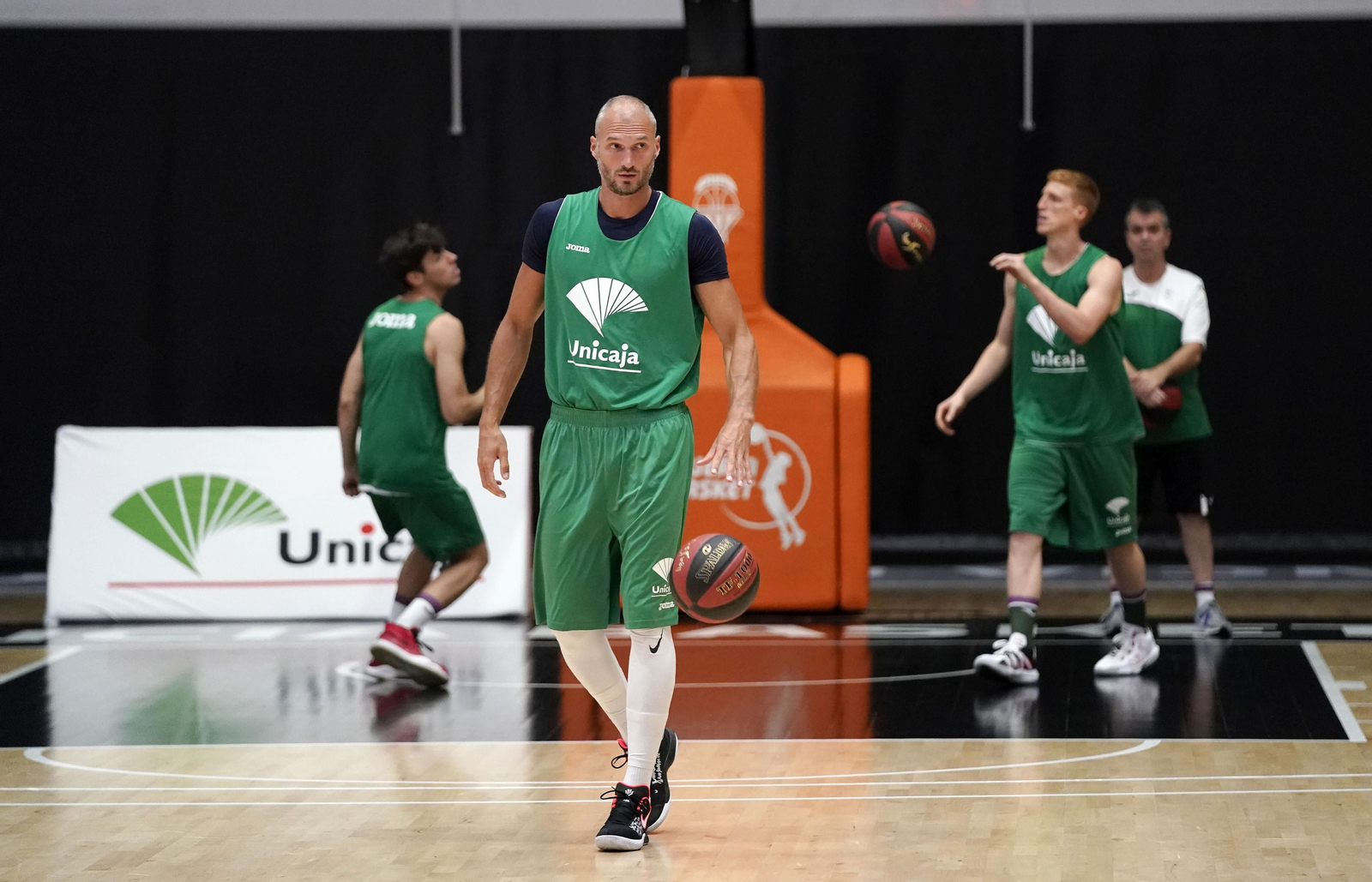 Las fotos del entrenamiento del Unicaja en L'Alquería