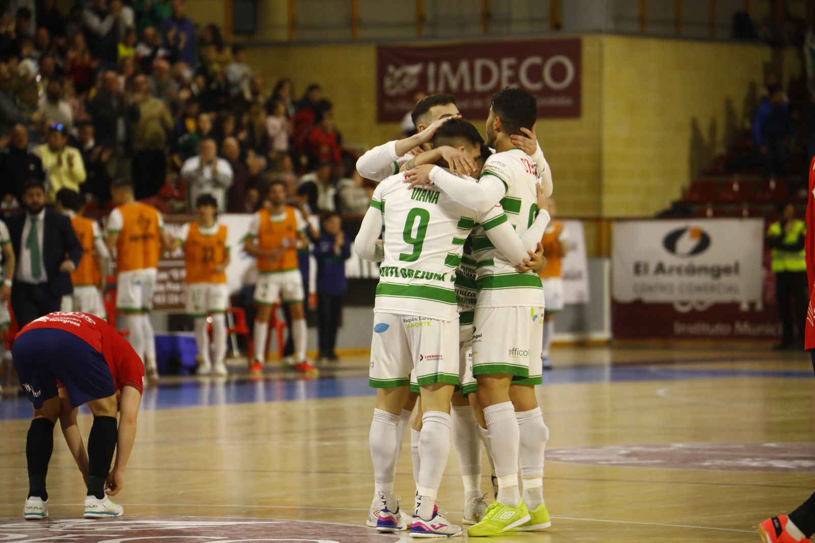 La victoria del Córdoba Futsal ante el Osasuna Magna, en imágenes