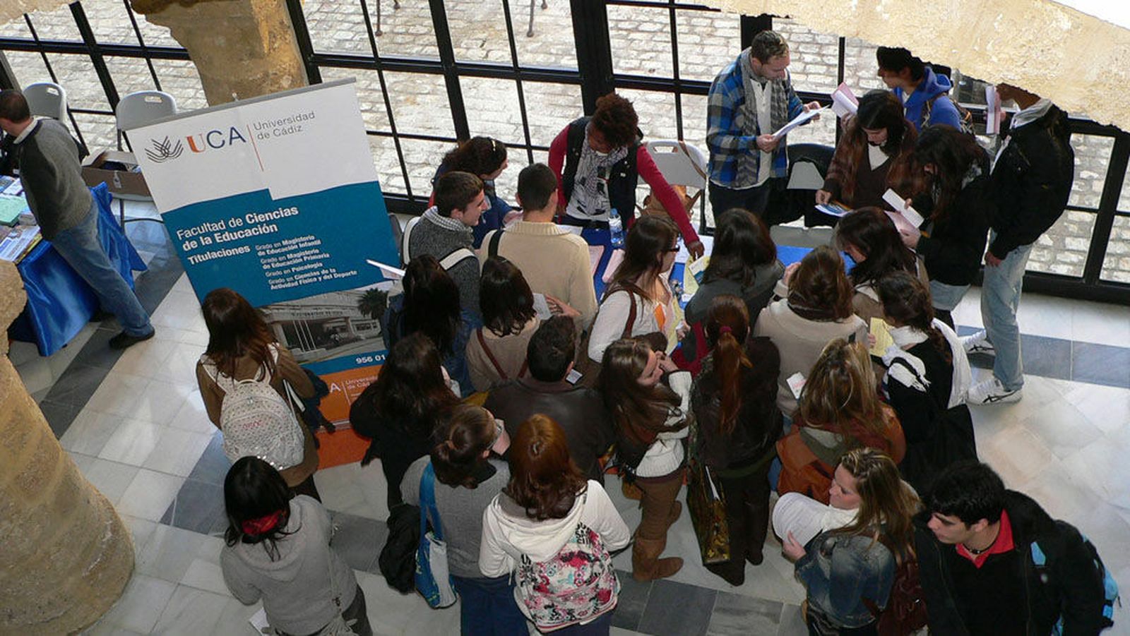 Aspirantes a alumnos e la UCA, en una edición anterior de las jornadas.