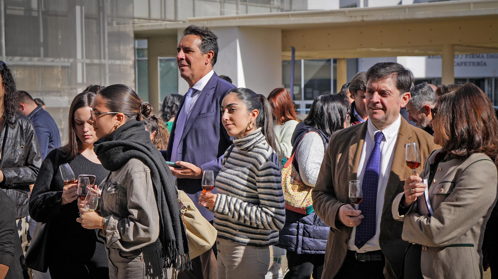 Búscate en el Brindis por el Día Mundial del Enoturismo en el Campus de Jerez