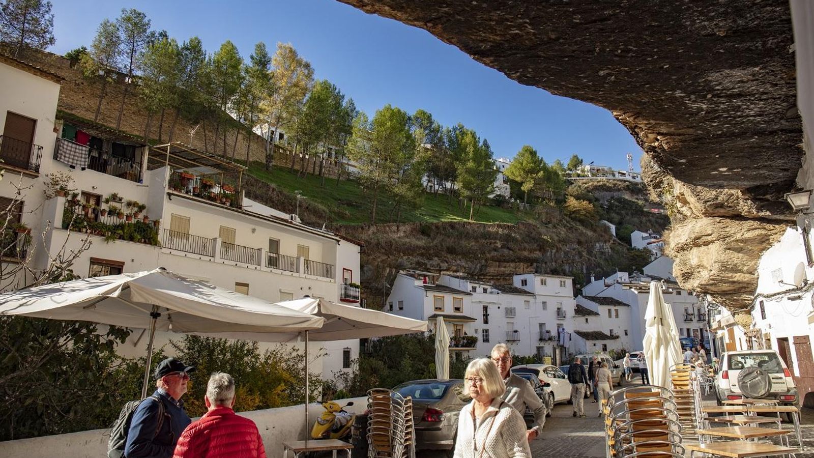 Setenil de las Bodegas
