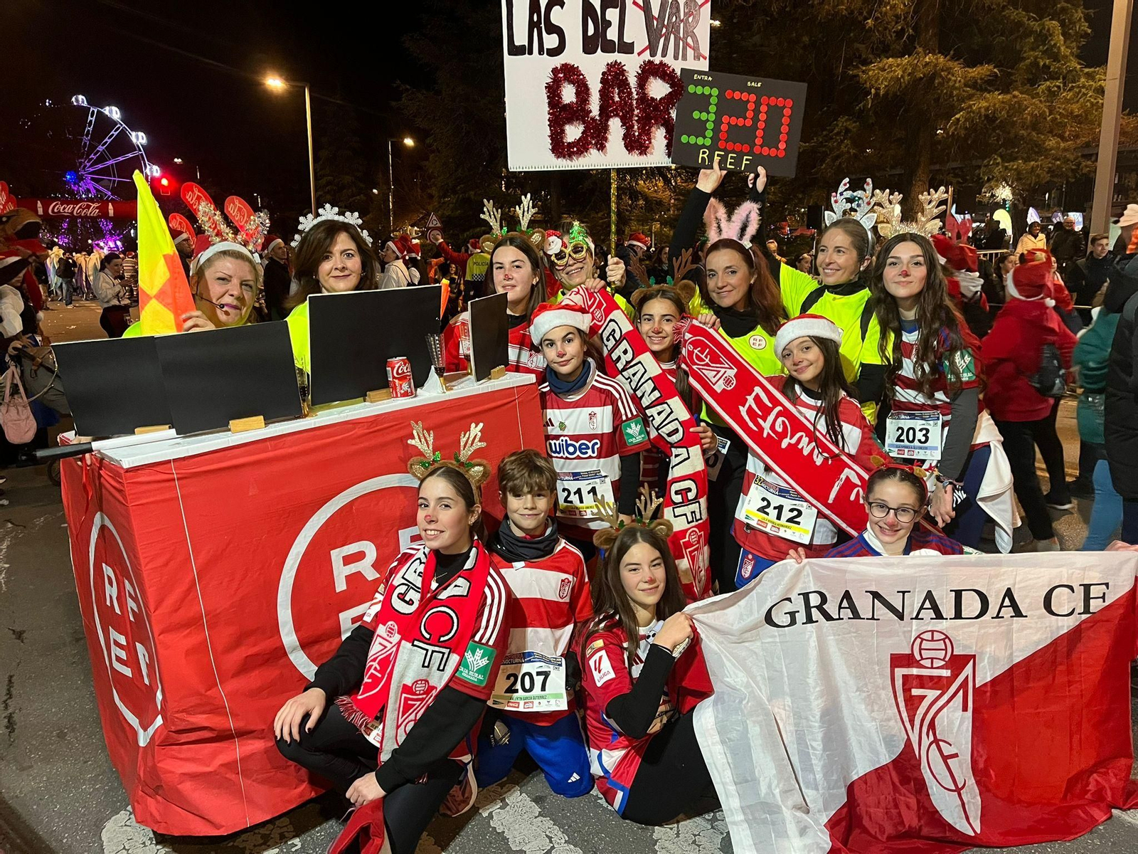 Las mejores imágenes de la 32º Carrera Nocturna de Disfraces de Granada