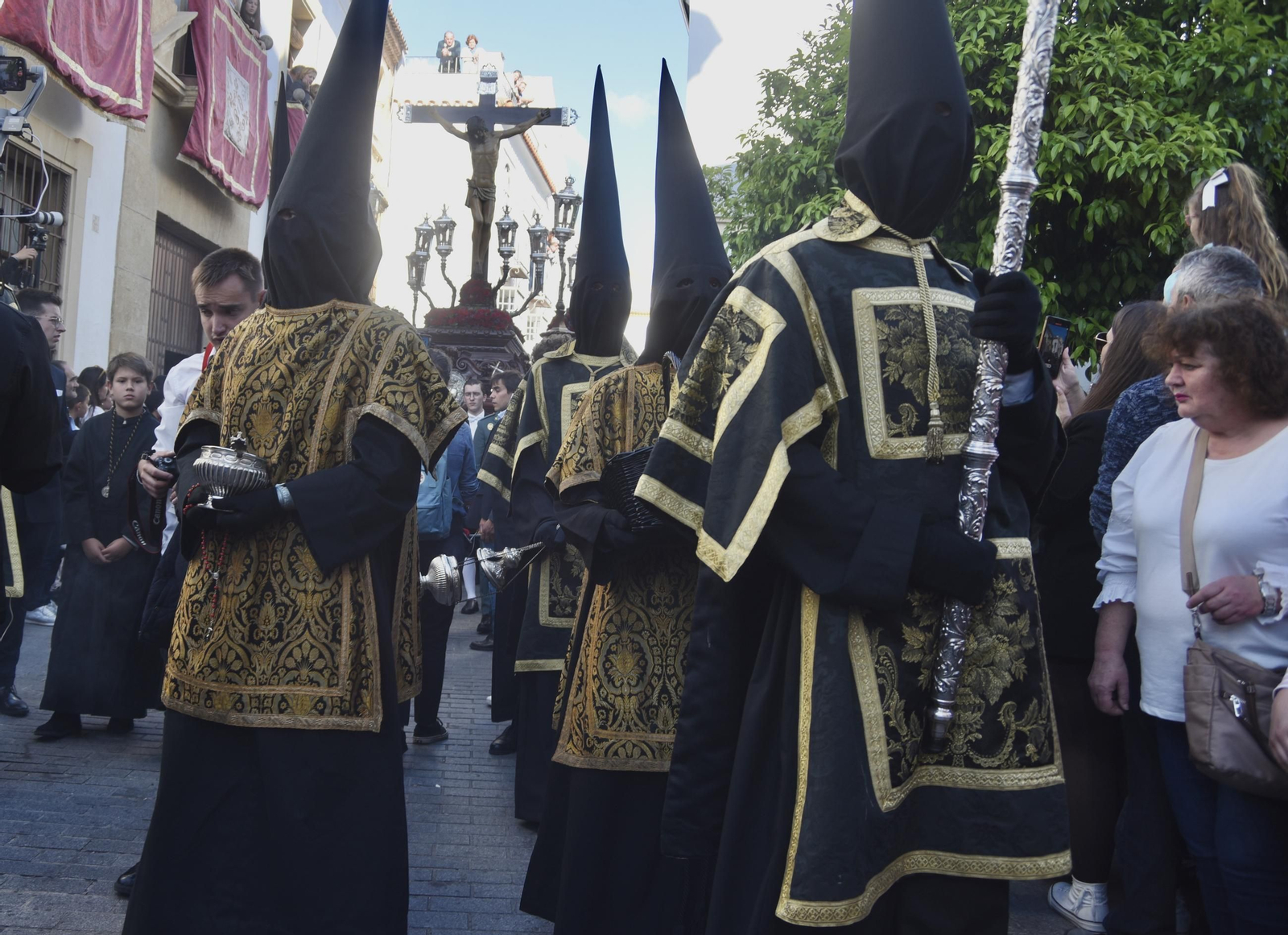 La procesión de los Dolores en este Viernes Santo de Córdoba, en imágenes