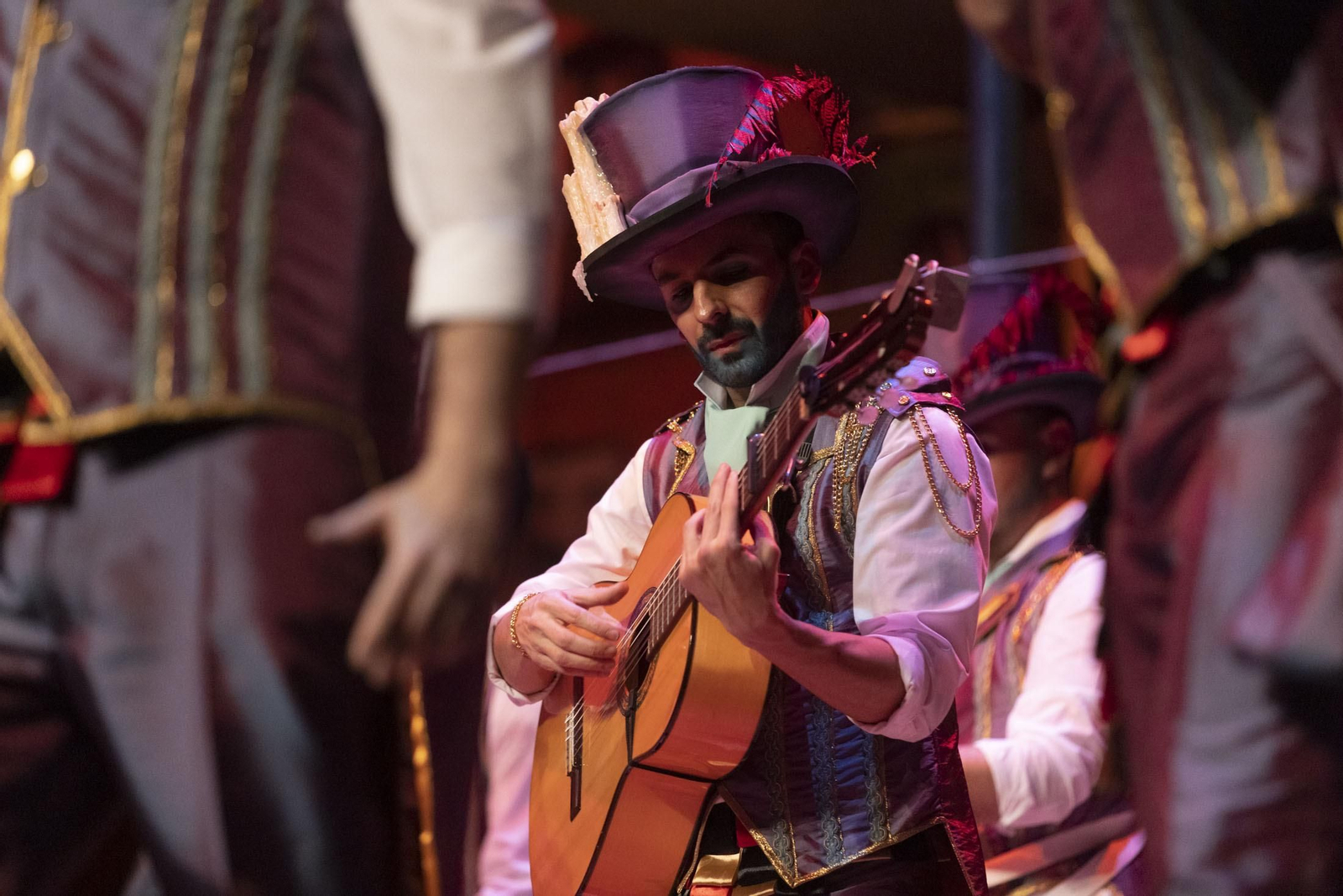 Imágenes de la actuación de la comparsa ‘El pregón’ de Huelva en el Carnaval Colombino