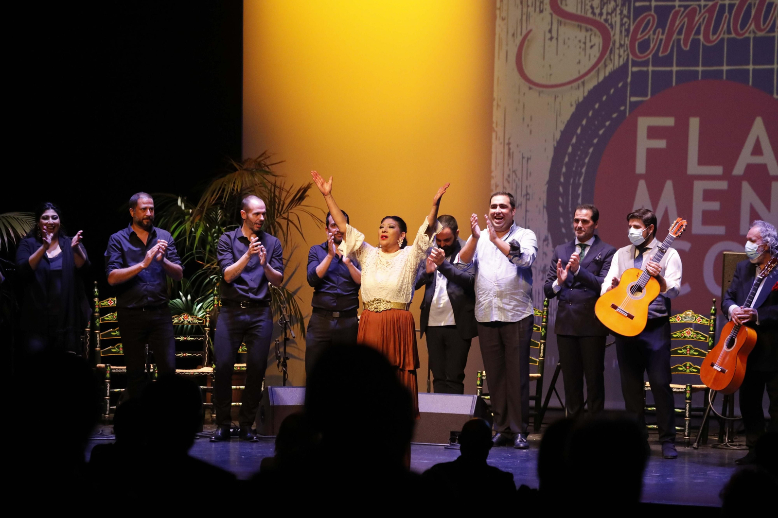 Manuela Carrasco recibe el reconocimiento de Algeciras.