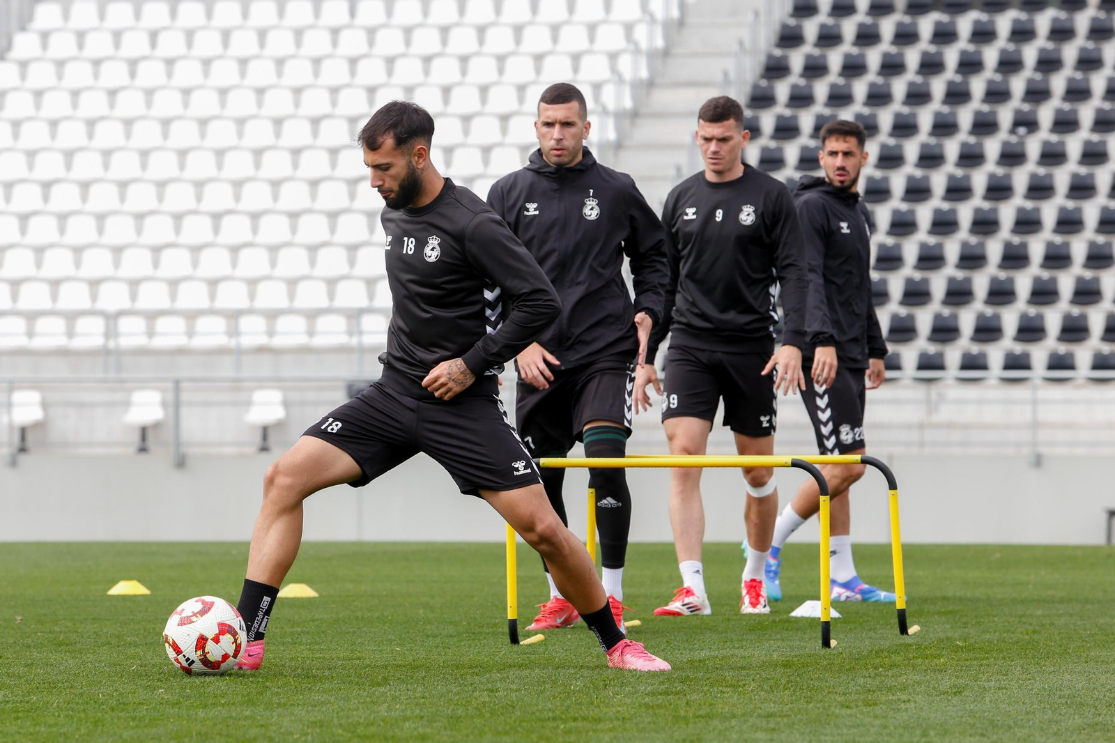 Las fotos del entrenamiento de la Balona previo a su visita al UCAM Murcia
