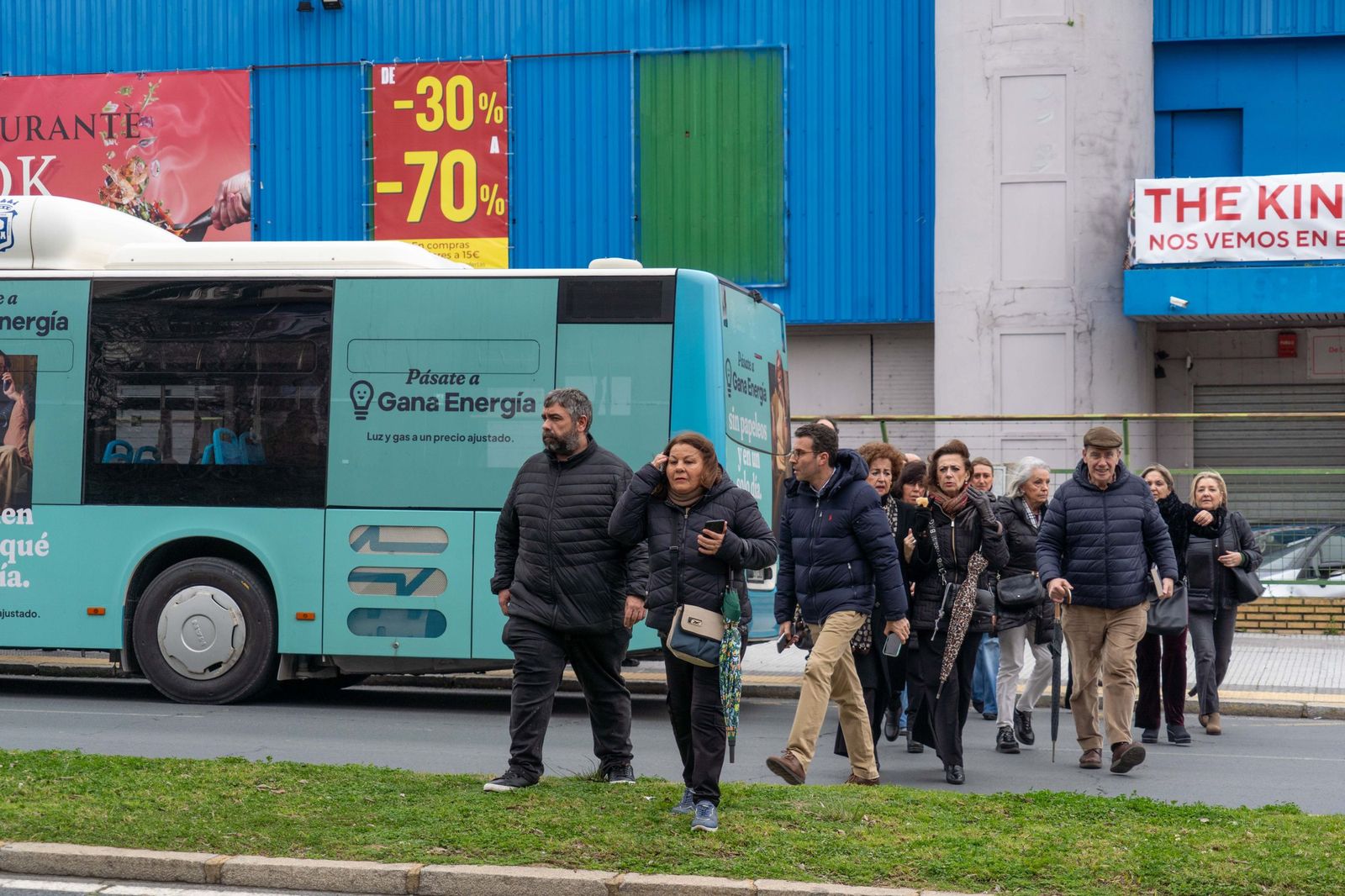 Fotografías del ambiente previo a la Misa funeral por las víctimas del accidente ferroviario