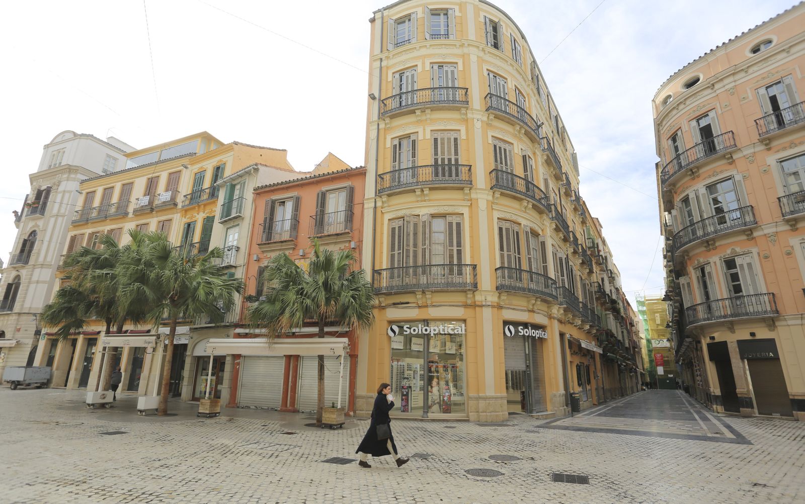 Málaga capital vive el primer día de su nuevo cierre