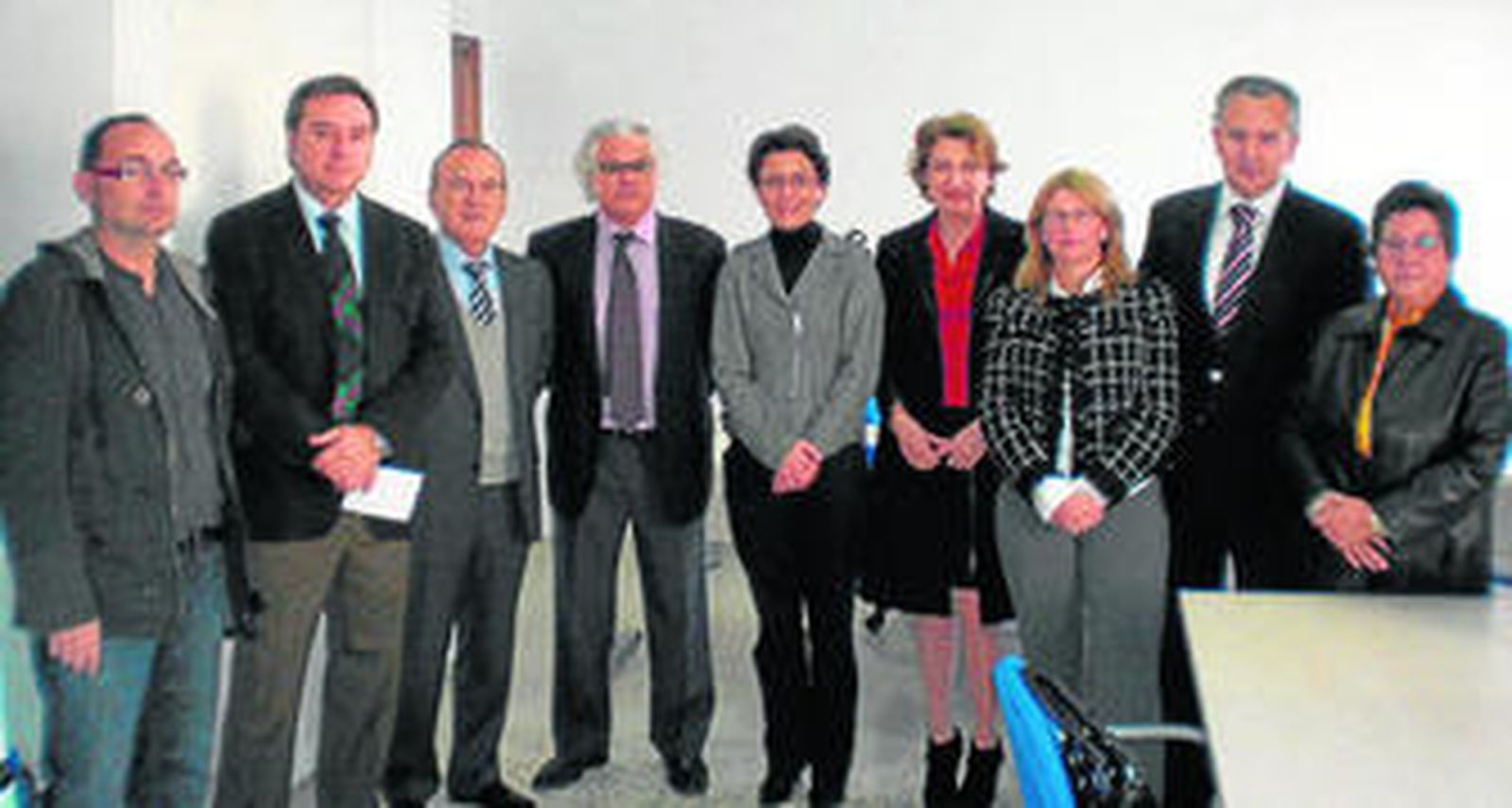 La delegada del Gobierno y Justicia, Maribel Requena, en el nuevo juzgado creado en Almería.