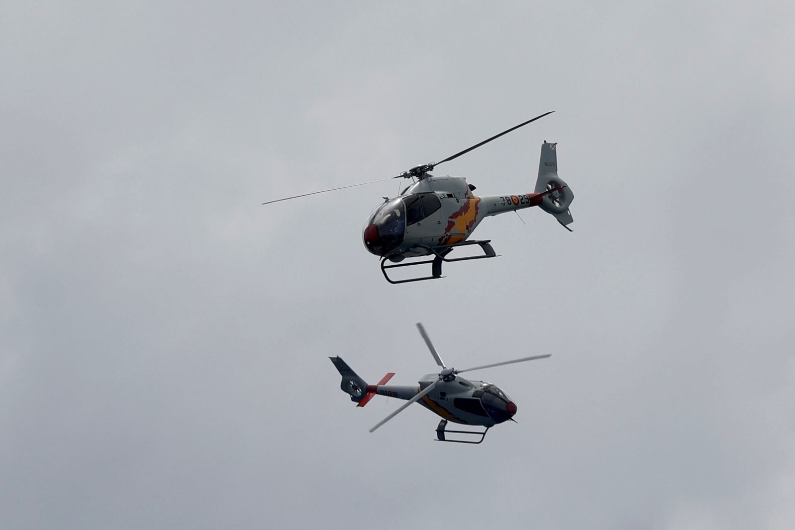 Exhibiciones en la jornada inaugural del Festival Aéreo de Torre del Mar