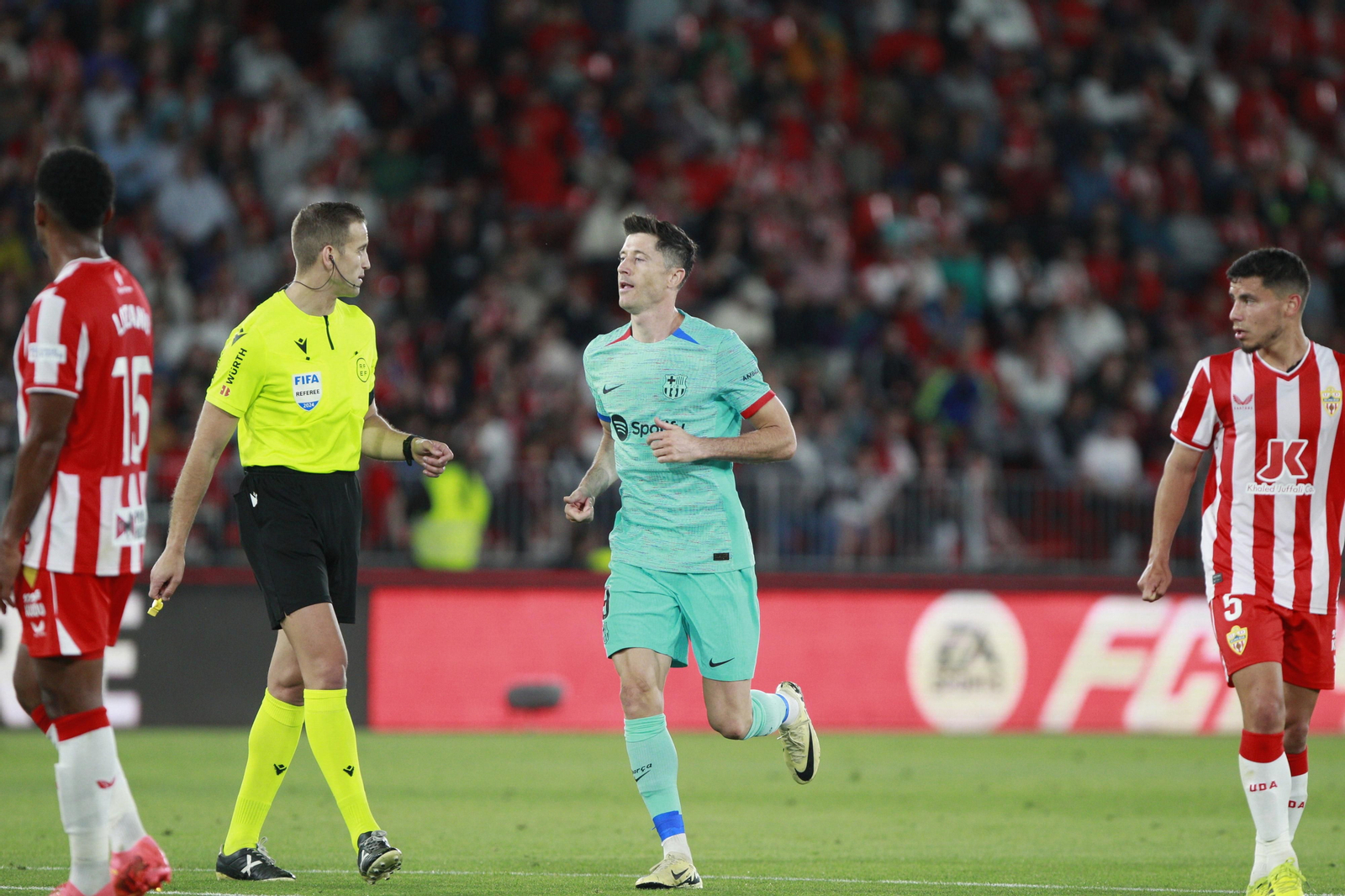 Las mejores imágenes del partido U.D. Almería-F.C. Barcelona