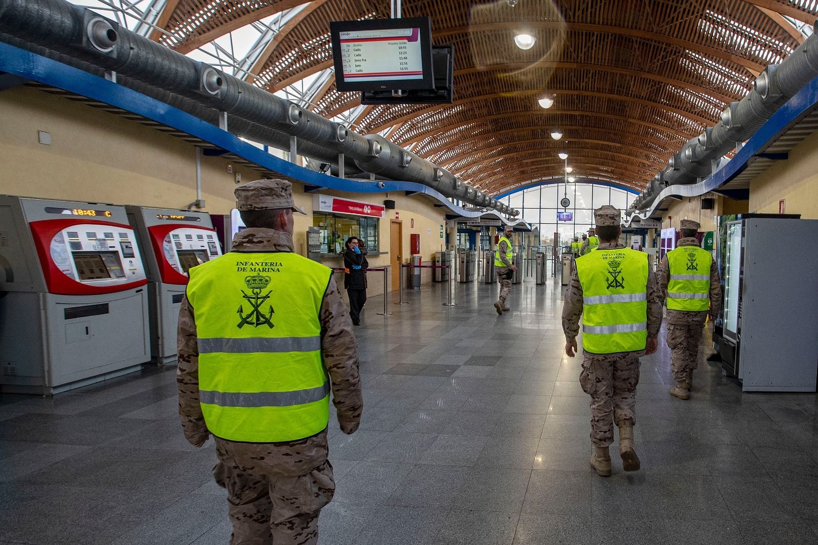 La Infantería de Marina comienza a desplegarse por la Bahía de Cádiz