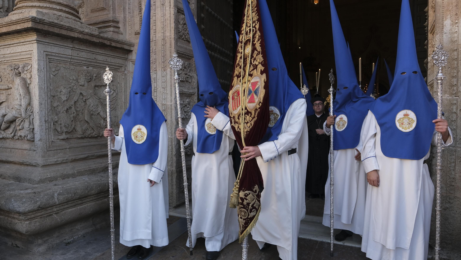 La procesión de Prendimiento en Almería, en imágenes