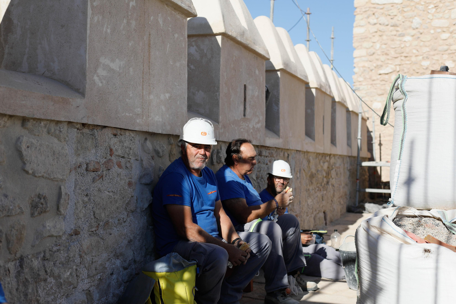 Restauración torre Sur Alcazaba