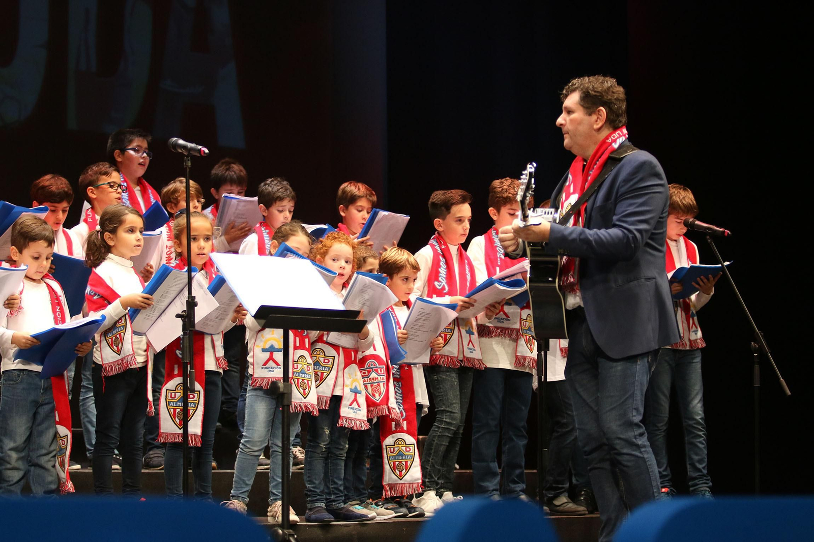 Fotogalería de la presentación de equipos de la Fundación UD Almería