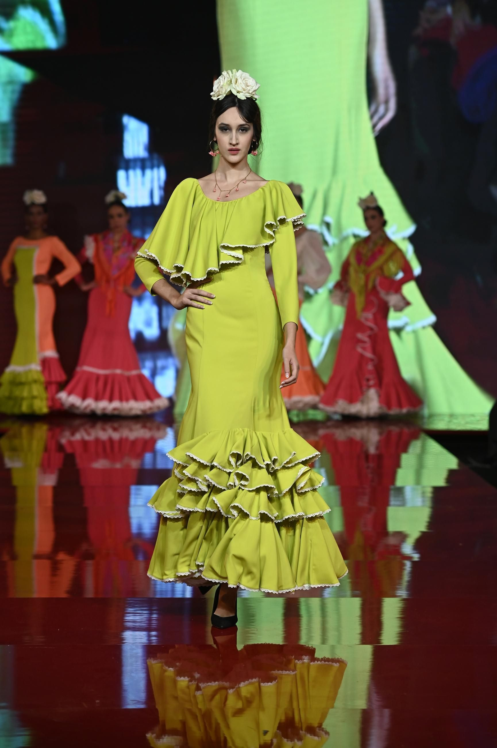 Huelva Flamenca 2025: Desfile de Raquel Muñoz