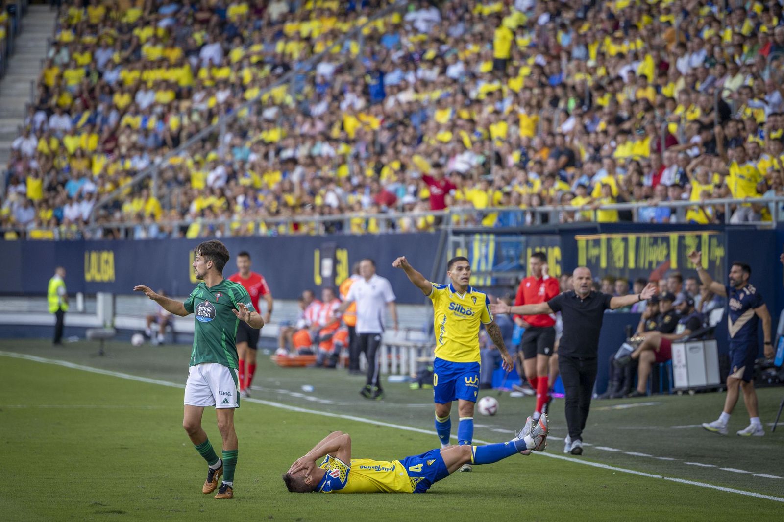 Las imágenes del Cádiz CF-Racing de Ferrol