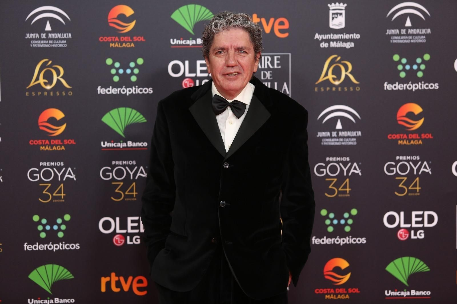El actor Antonio Dechent a su llegada a los Goya de Málaga.