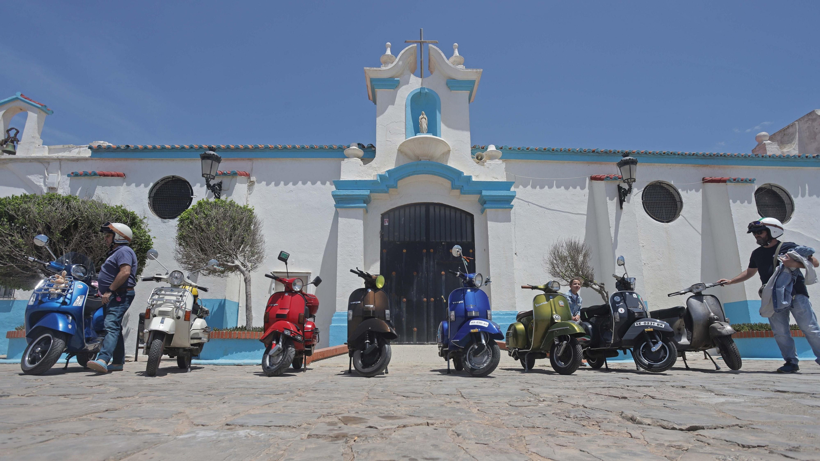 Fotos de la concentración de coches clásicos en La Línea