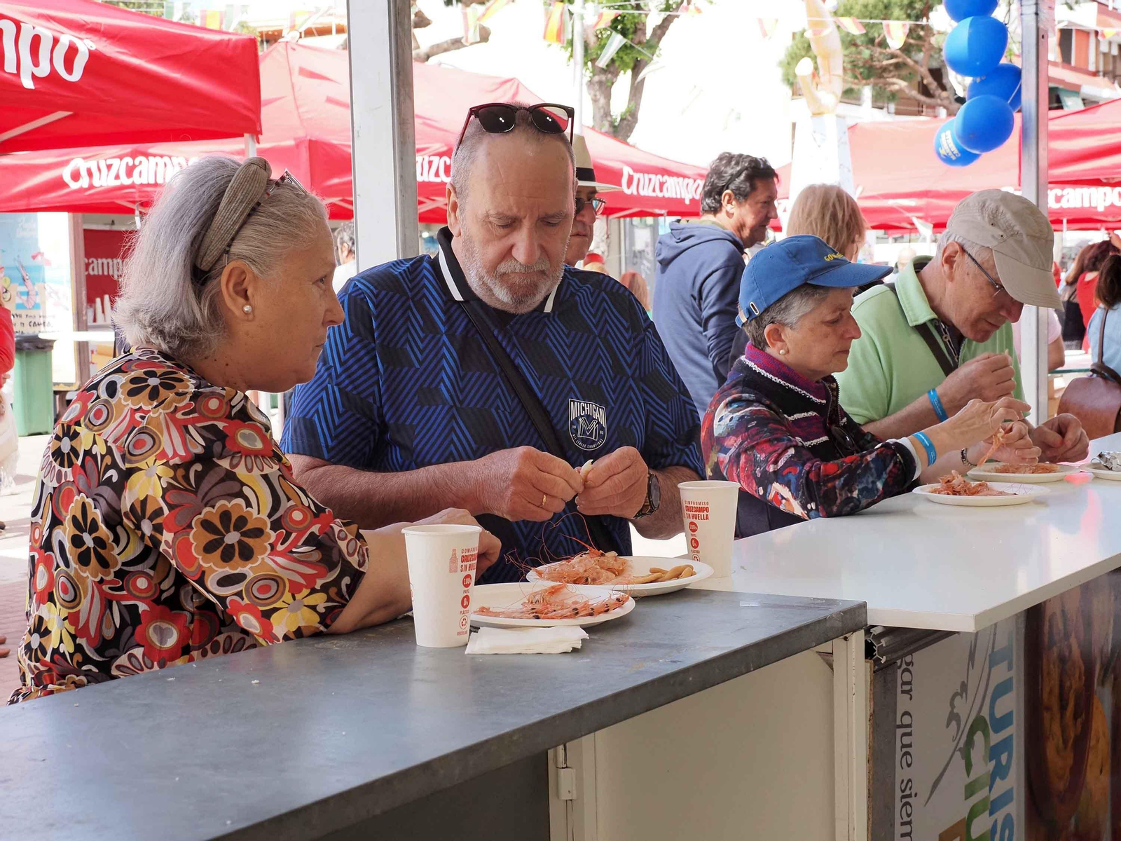 El espectacular ambiente de la Feria de la Gamba de Punta Umbría, en imágenes