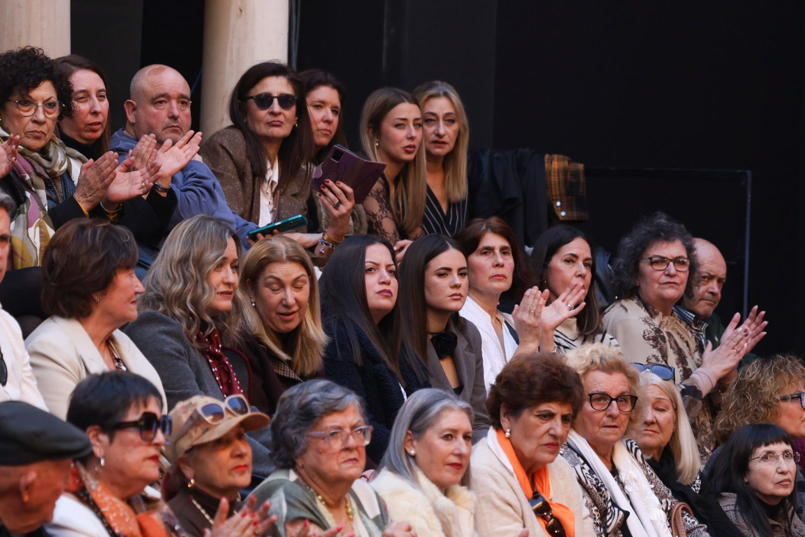 Fotografías de la Pasarela Huelva Flamenca 2026