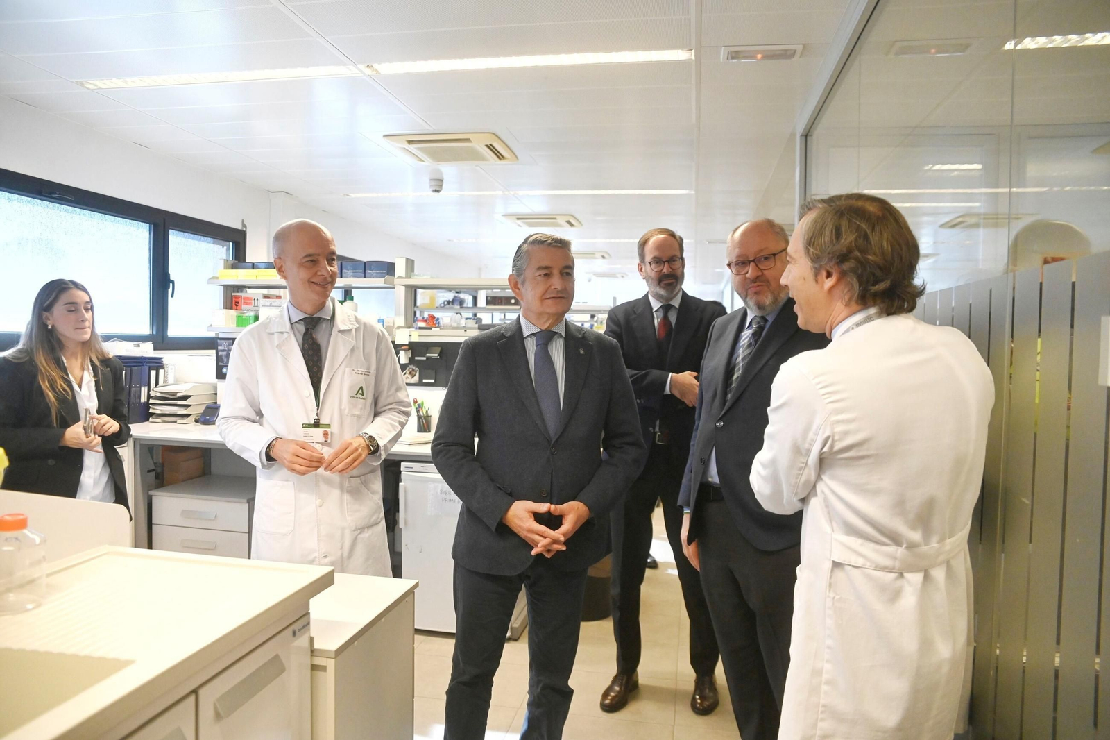 Visita de Antonio Sanz al Imibic