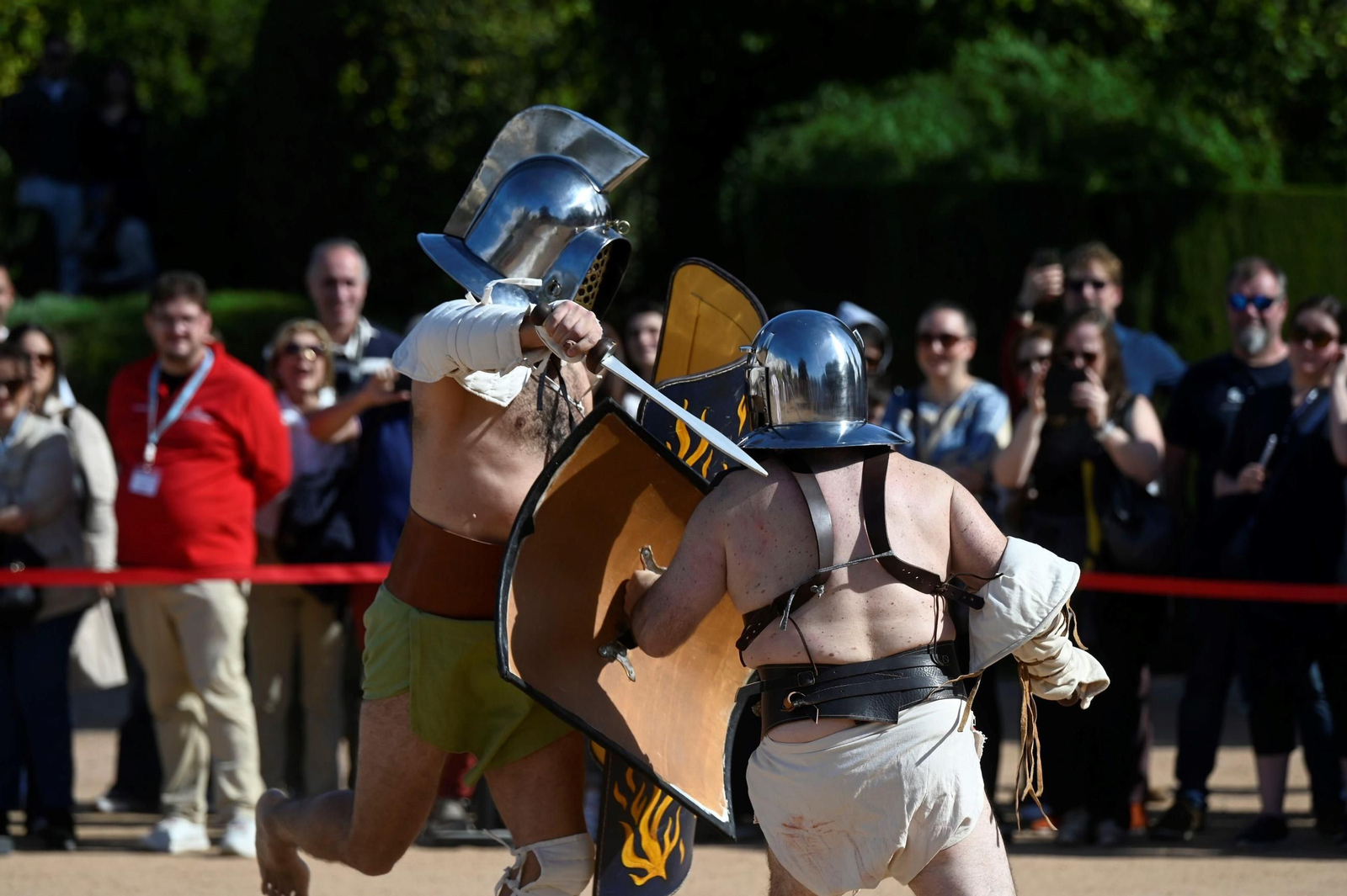 Las fotos de la recreación histórica 'Sangre y arena' en las Jornadas de Cultura Funeraria en Córdoba