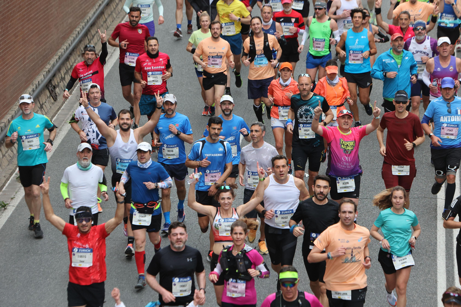 Búscate en la maratón de Sevilla 09