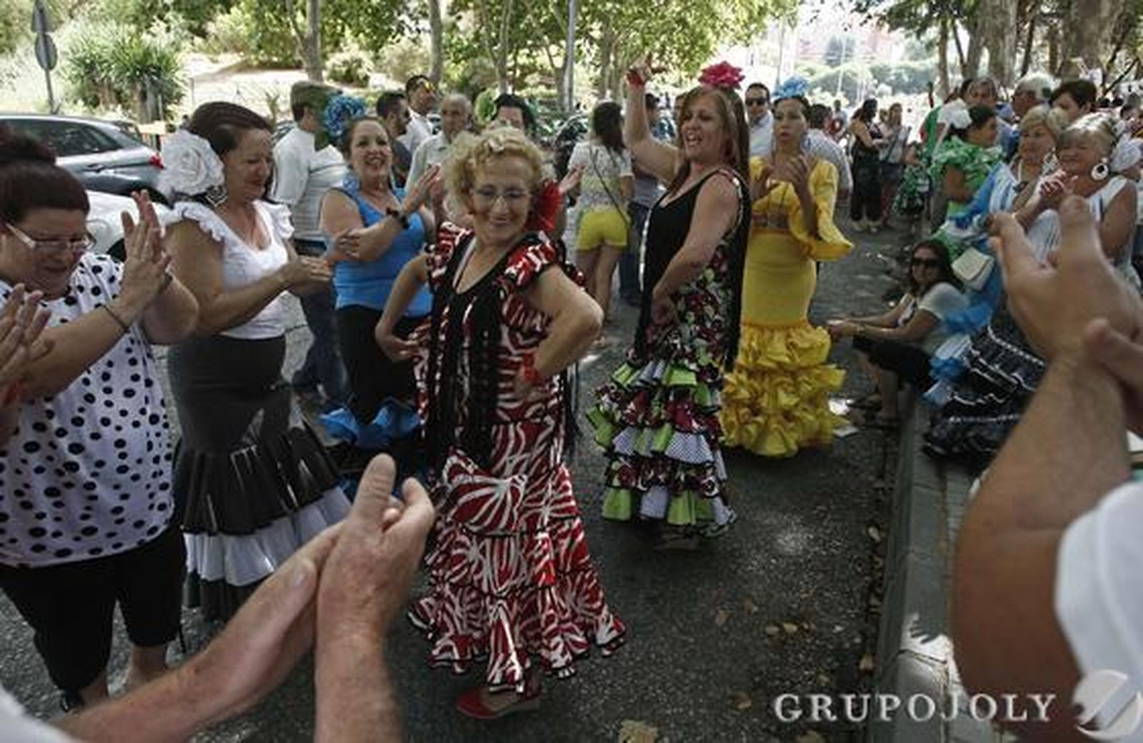 La Feria reúne a miles de personas en su jornada más esperada y en un año en el que se recuerda a Paco de Lucía

Foto: Erasmo Fenoy