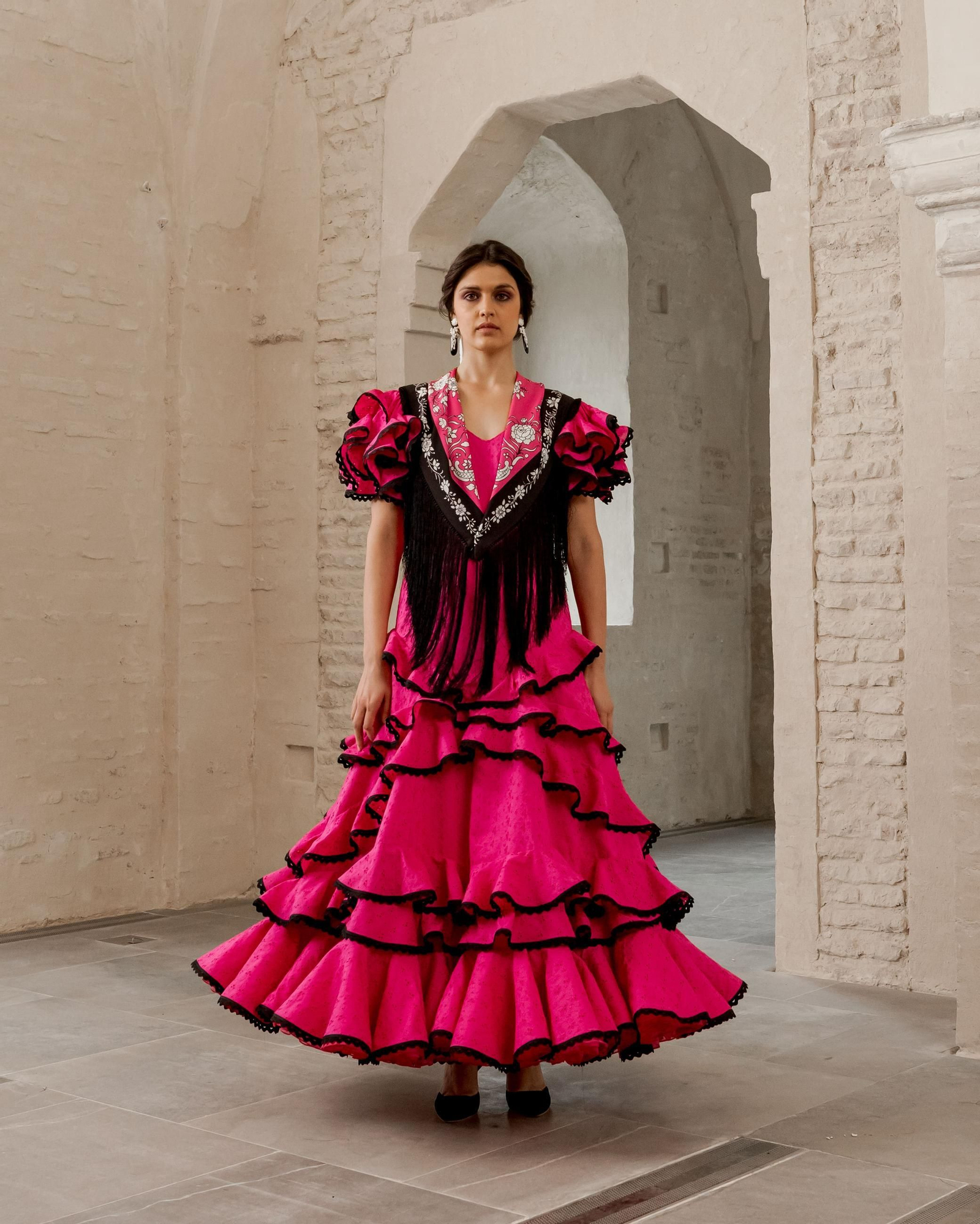 Las nueva colección de moda flamenca de Lina Sevilla, todas las fotos