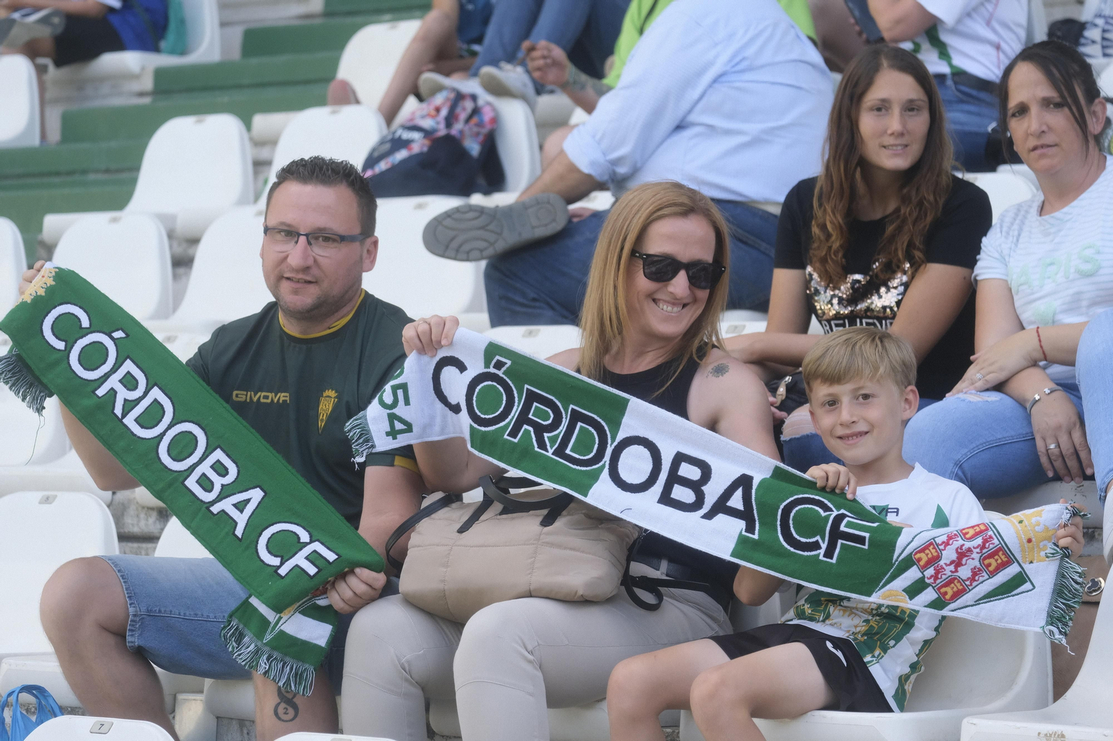 Las mejores fotos del ambiente en El Arcángel en el Córdoba CF - San Fernando Las mejores fotos del ambiente en El Arcángel en el Córdoba CF - San Fernando
