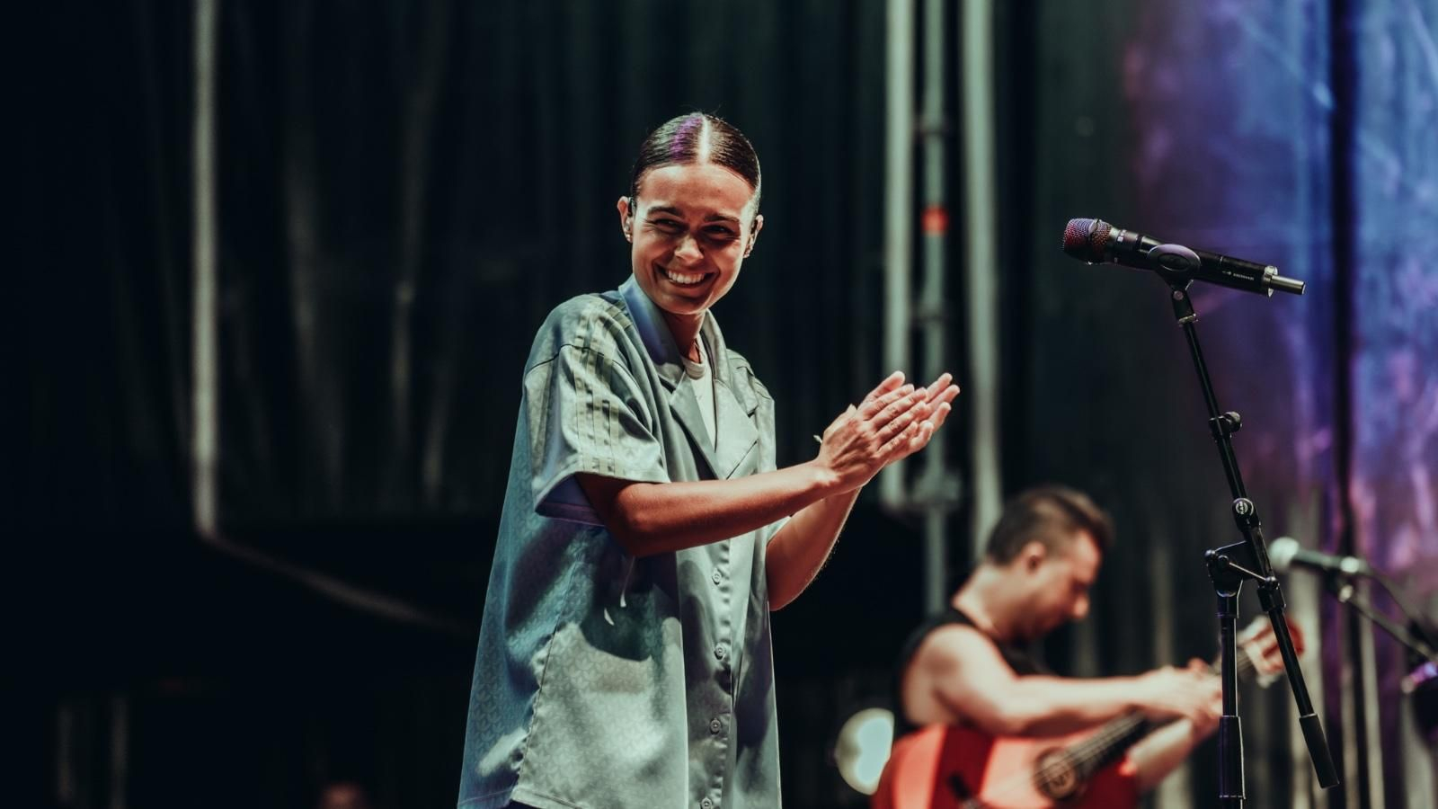 Marta Santos, durante el concierto que ofreció en Bahía Sound