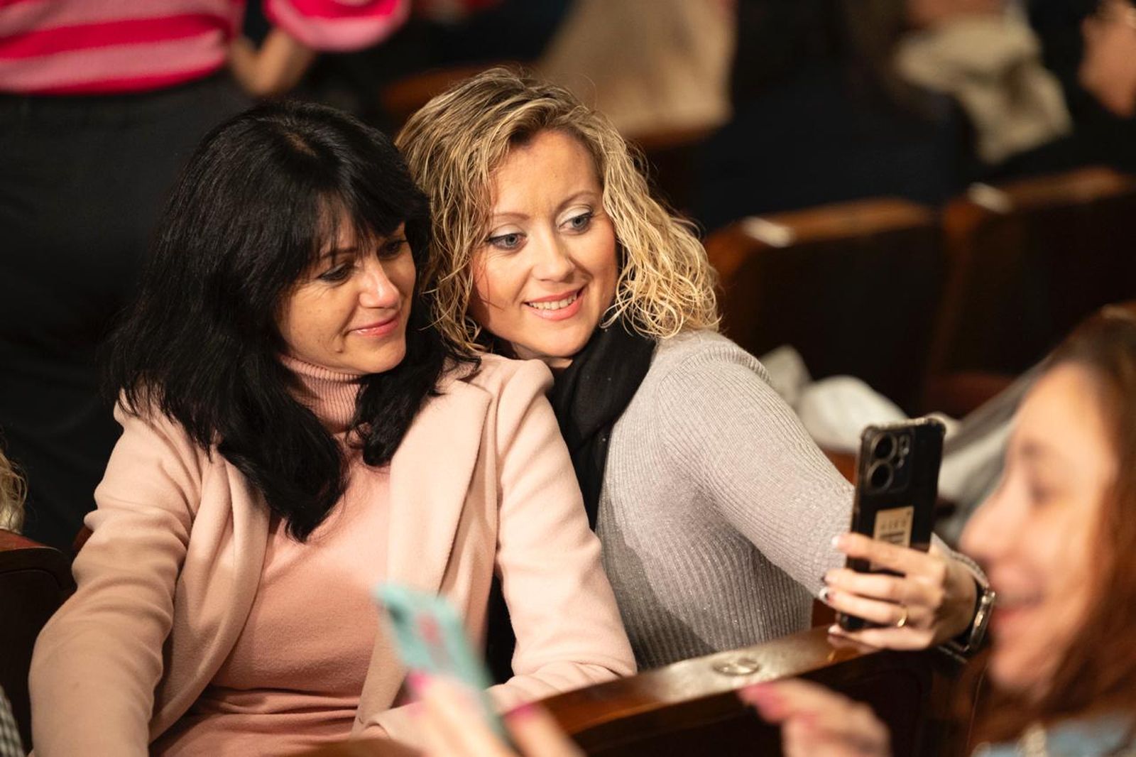 Búscate entre las mejores imágenes de la primera semifinal del COAC 2026