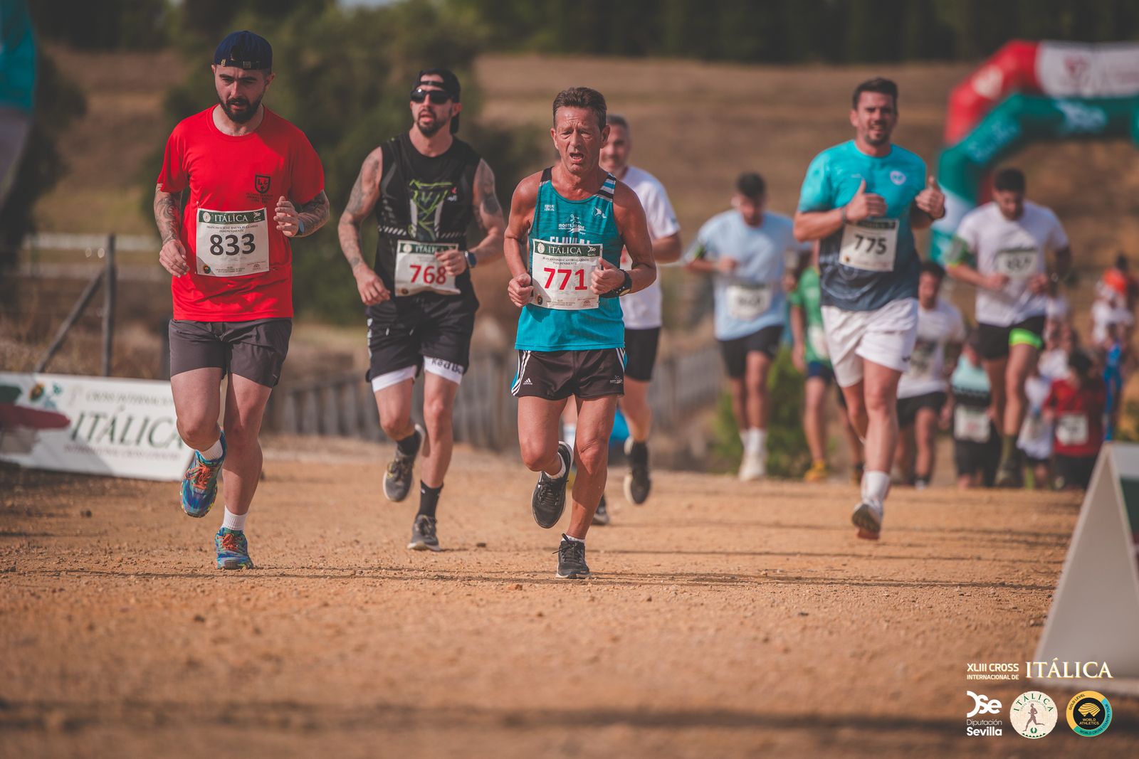 Búscate en las fotos del Cross de Itálica 2025 | 2