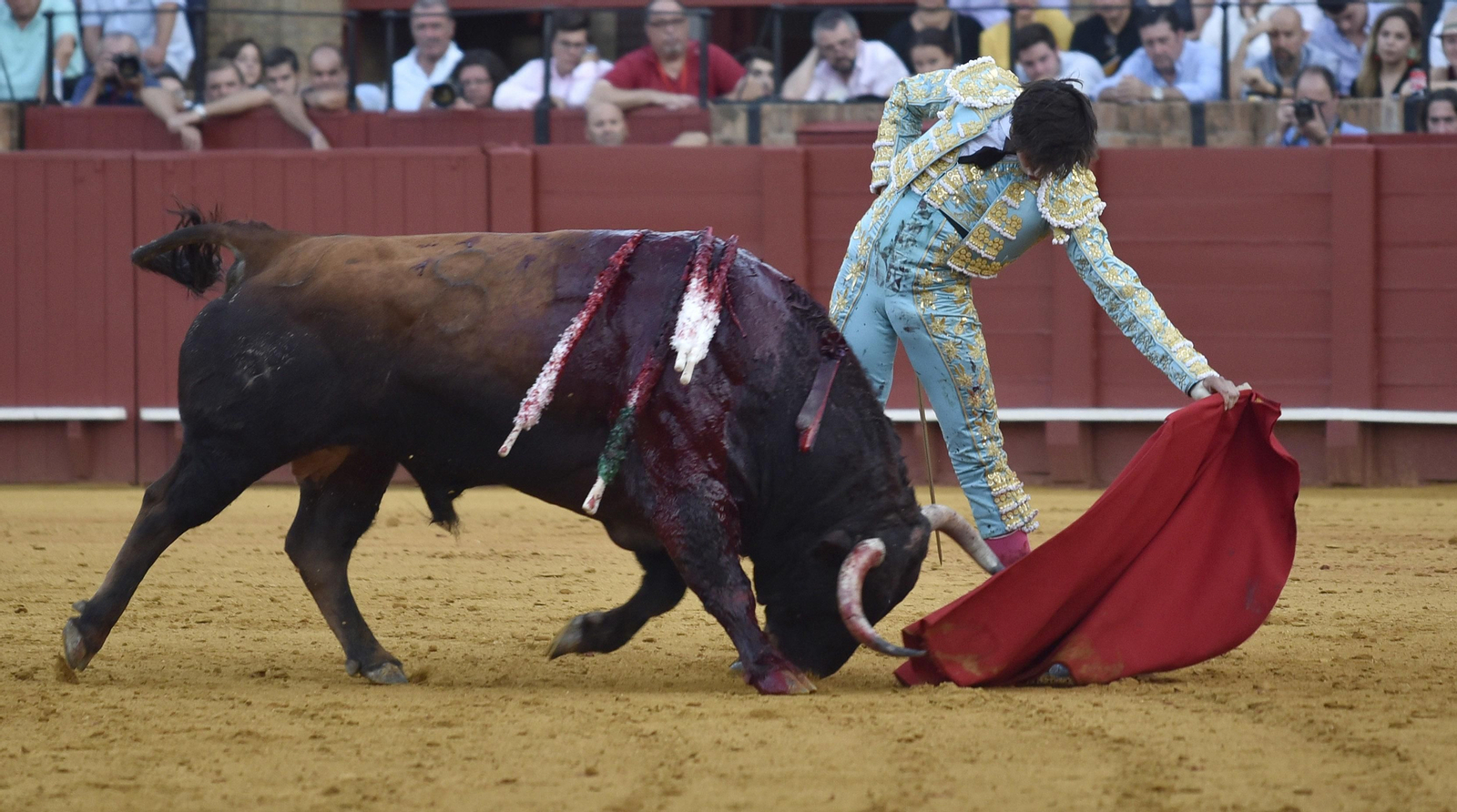 La segunda corrida de la Feria de San Miguel, en imágenes
