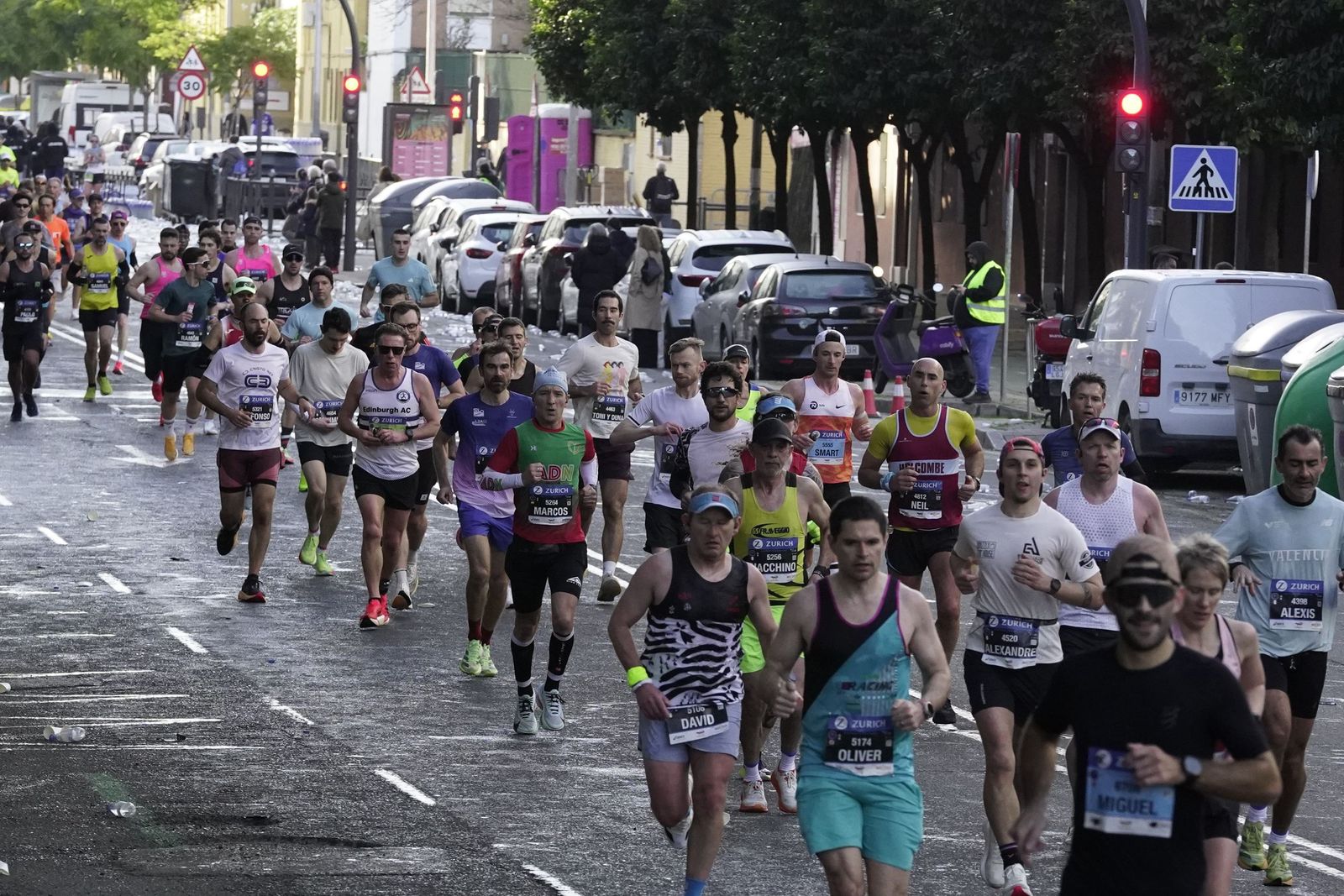 el Zurich Maratón de Sevilla 2026 por Lopez de Gomara, galería 1