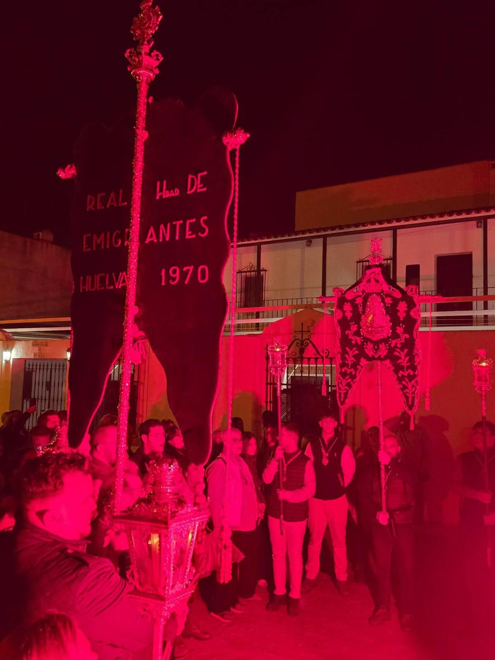 Las mejores imágenes de la peregrinación extraordinaria de Emigrantes a la aldea de El Rocío